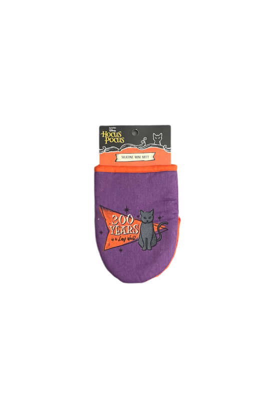 Disney Hocus Pocus Sanderson Sisters Oven Glove Front View
