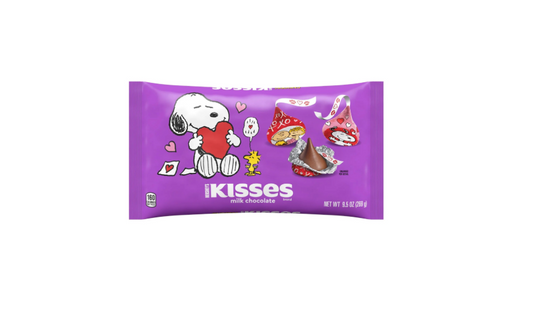 Hershey’s Snoopy Kisses Milk Chocolate Bag Front View