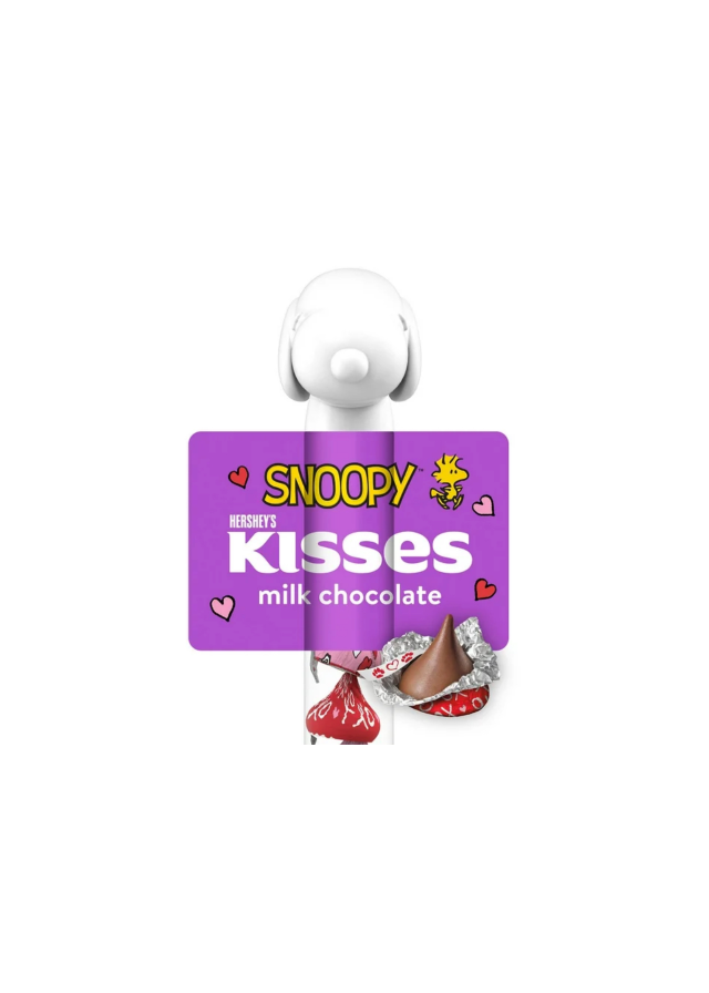 Hershey’s Snoopy Kisses Tube Stacker Milk Chocolate Closeup