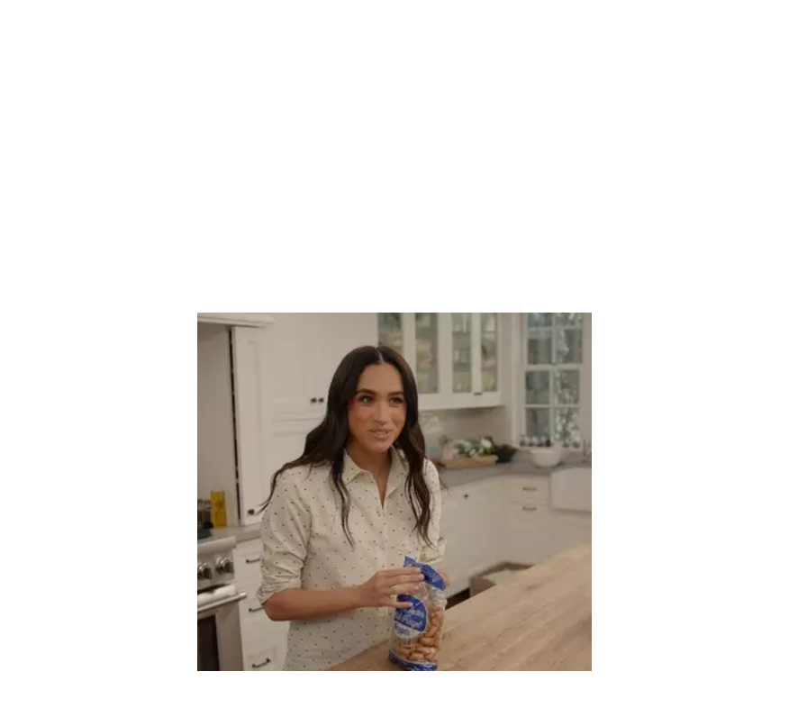 Trader Joes Peanut Butter Filled Pretzel Nuggets Meghan Markle